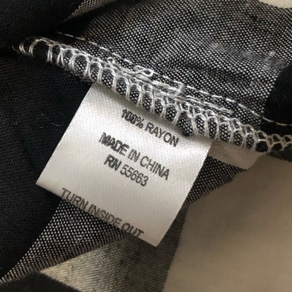 🆕 Athena Marie Slanted Off-the-Shoulder Gingham Ruffle Top - Picture 3 of 5